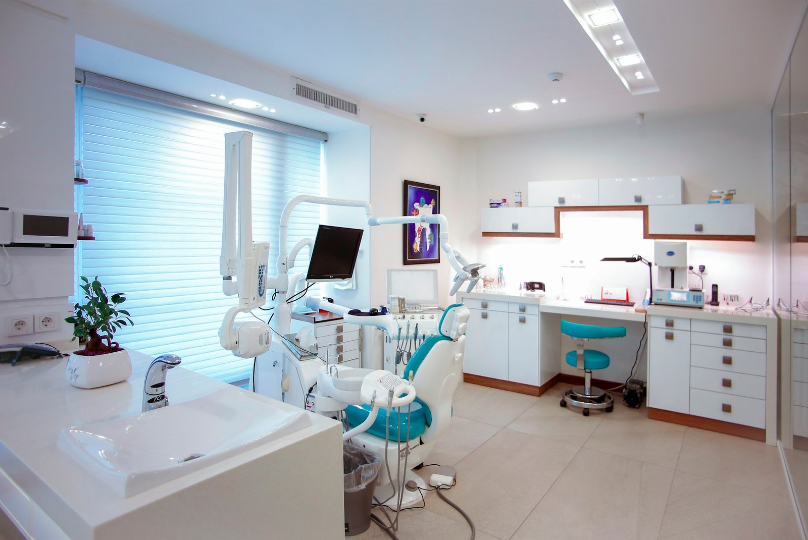 ميتا دنت لمعدات طب الأسنان